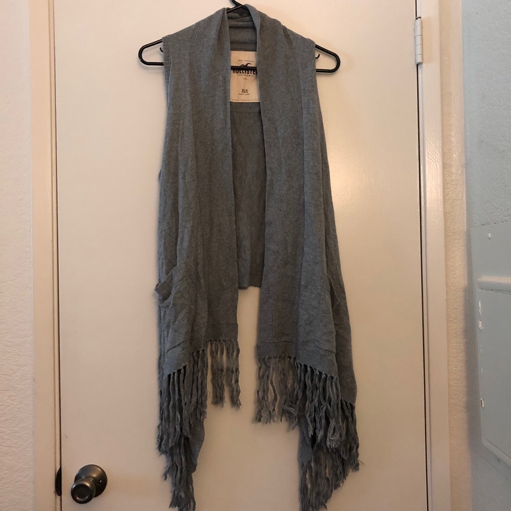 Hollister Sleeveless Cardigan Fringe